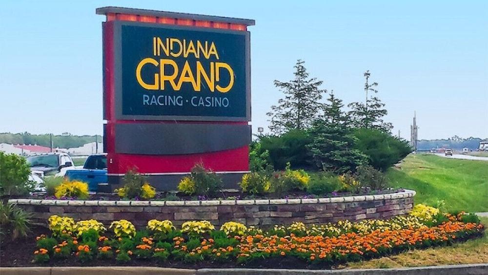 Econo Lodge Shelbyville Εξωτερικό φωτογραφία