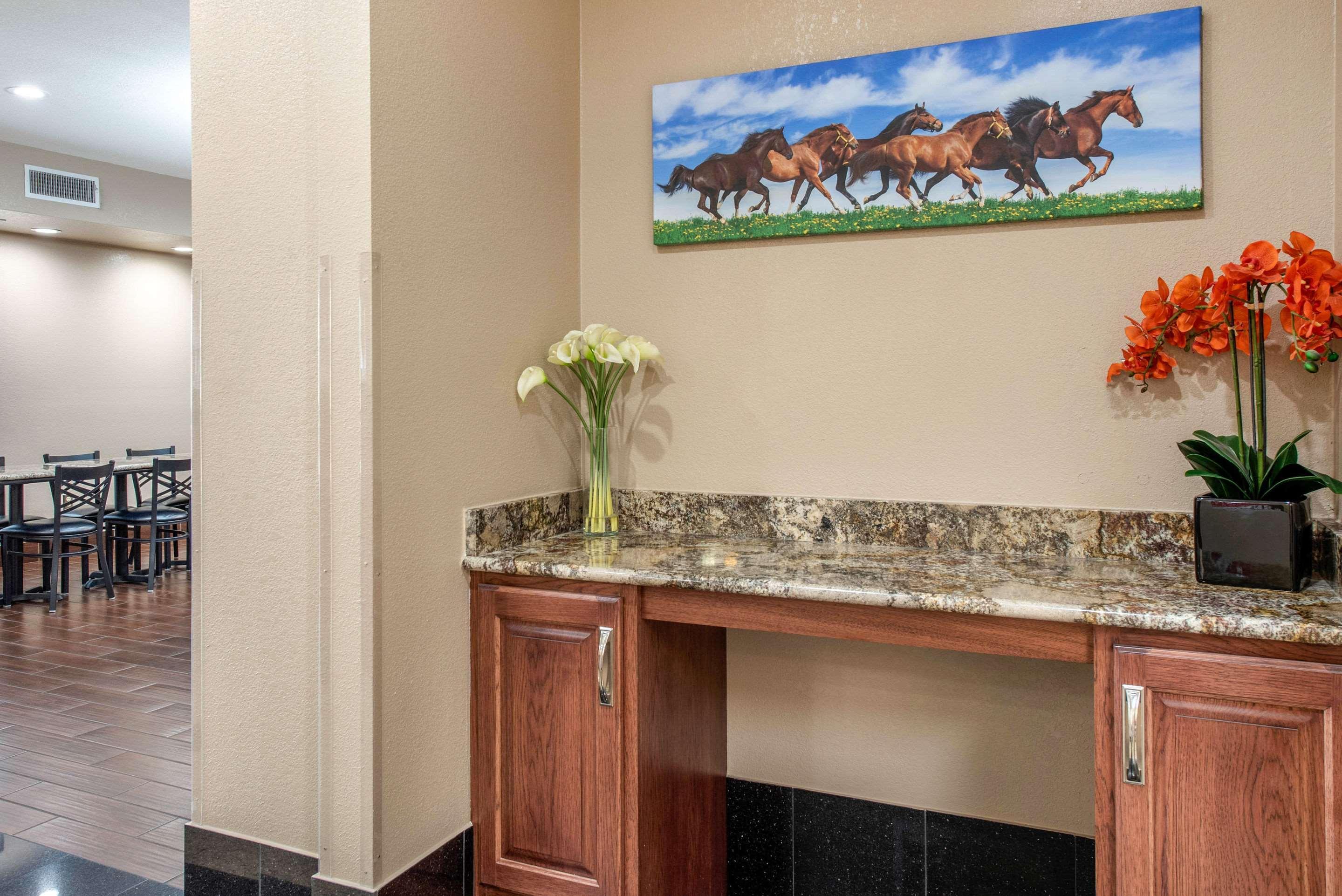 Econo Lodge Shelbyville Εξωτερικό φωτογραφία