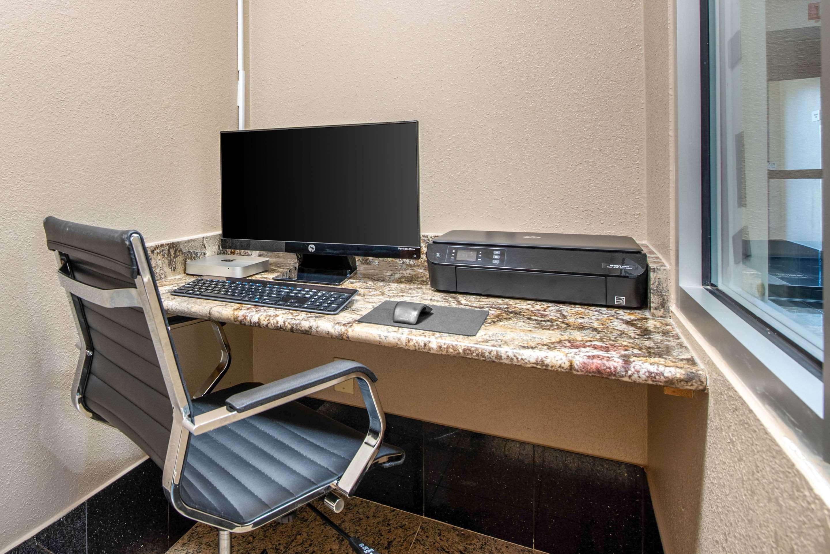 Econo Lodge Shelbyville Εξωτερικό φωτογραφία