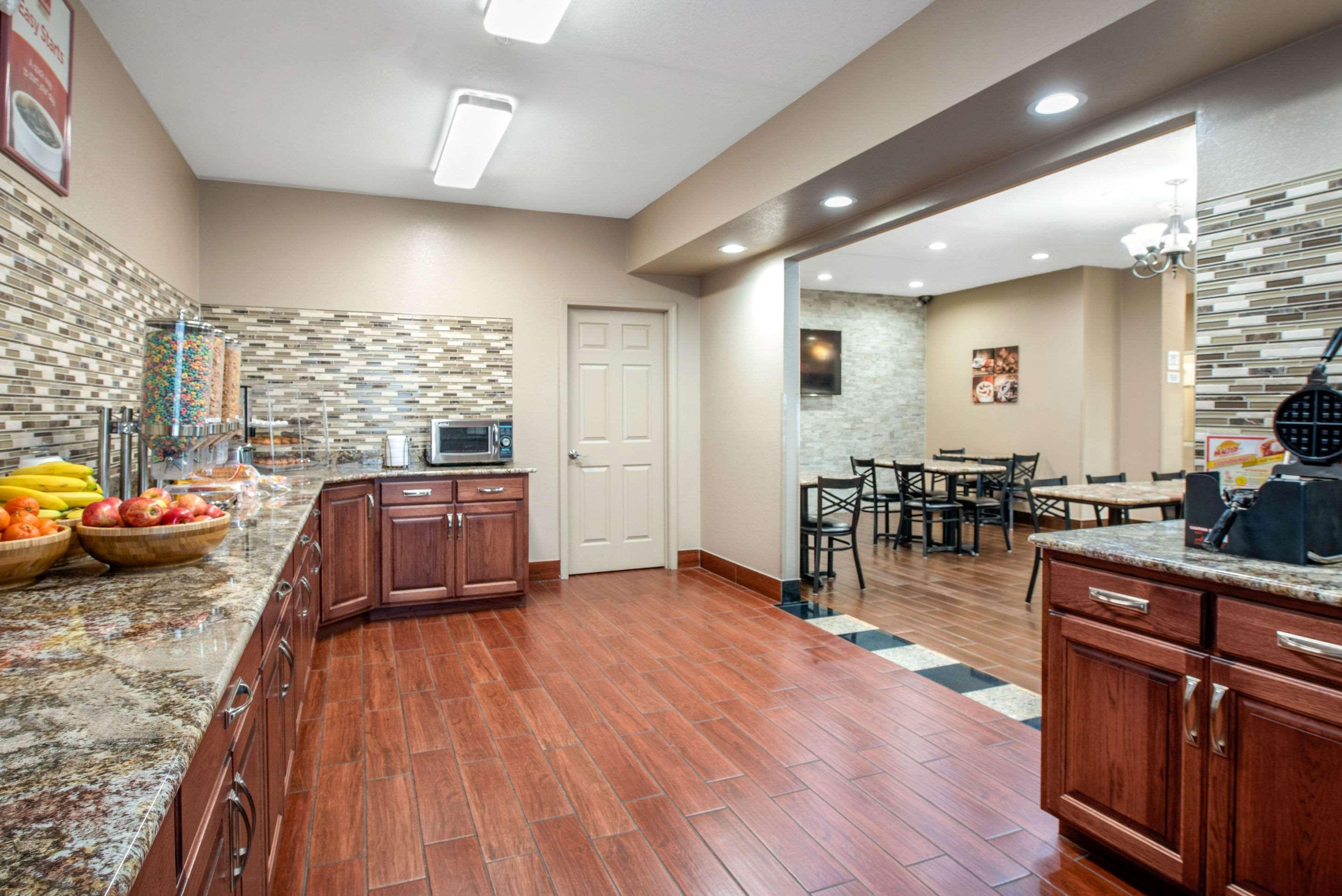 Econo Lodge Shelbyville Εξωτερικό φωτογραφία
