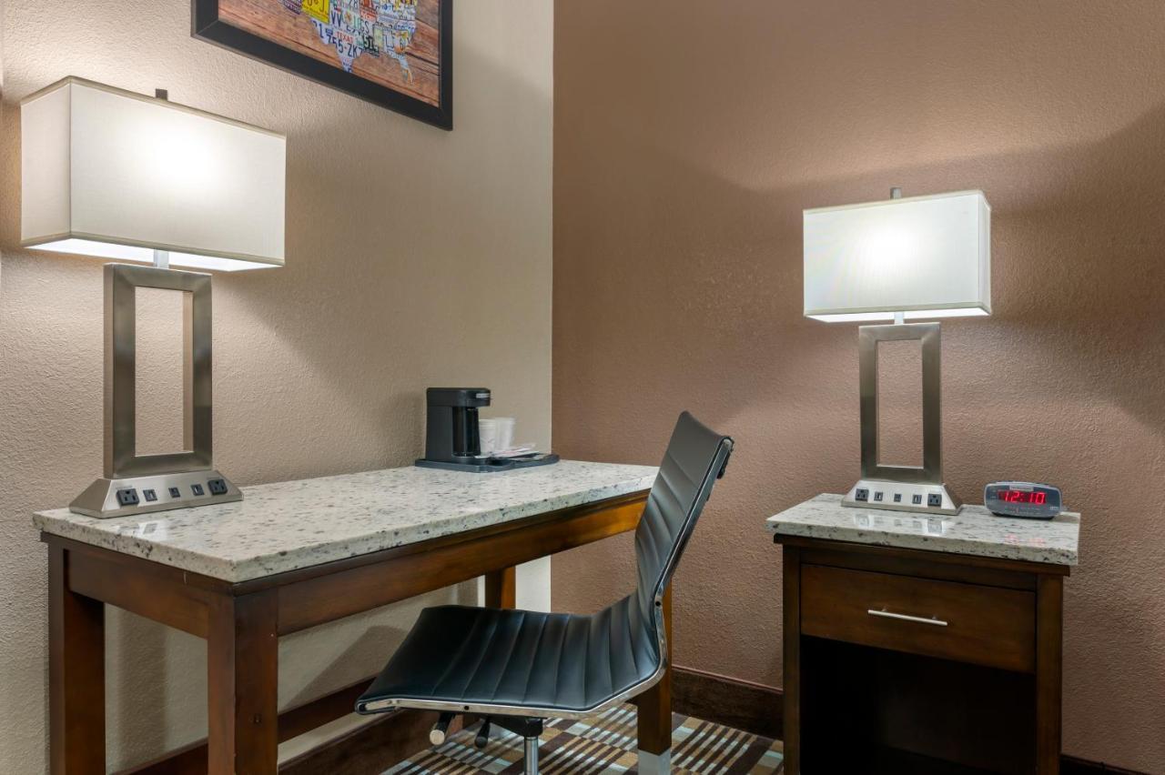 Econo Lodge Shelbyville Εξωτερικό φωτογραφία